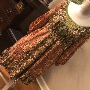 Beautifully detailed boutique dress. Comfy